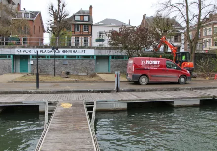 Namur - Raccordement électrique et en eau du Port de plaisance de Namur